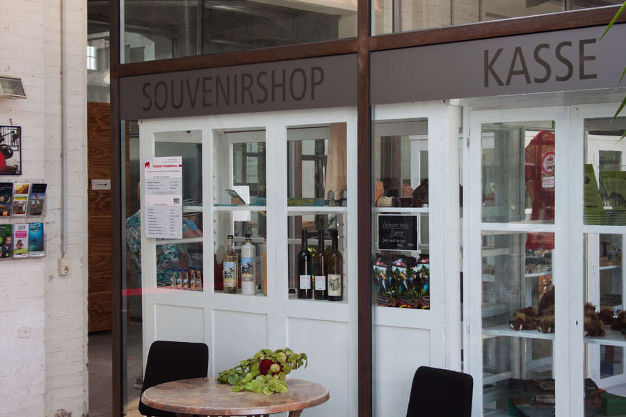 shop